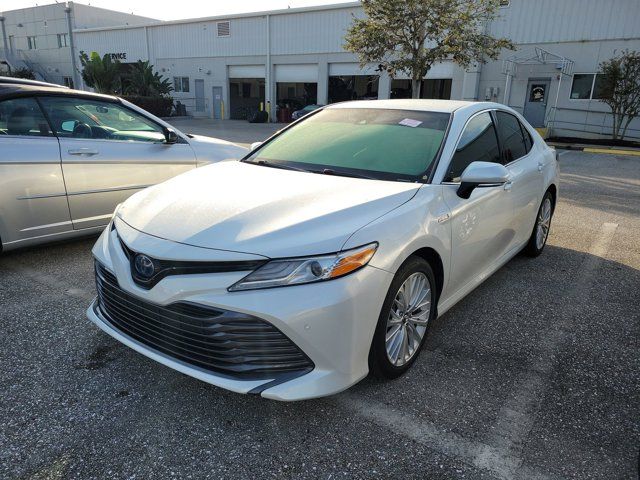 2018 Toyota Camry Hybrid XLE