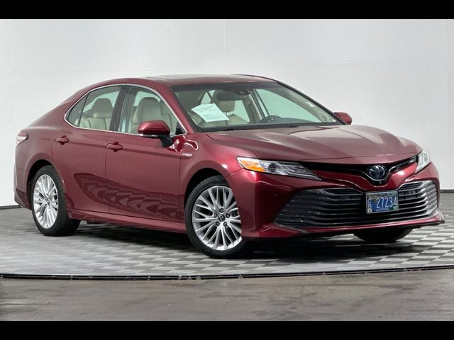 2018 Toyota Camry Hybrid XLE