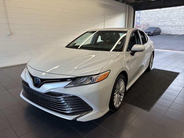 2018 Toyota Camry Hybrid XLE