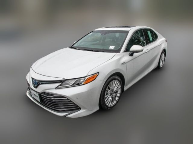 2018 Toyota Camry Hybrid XLE