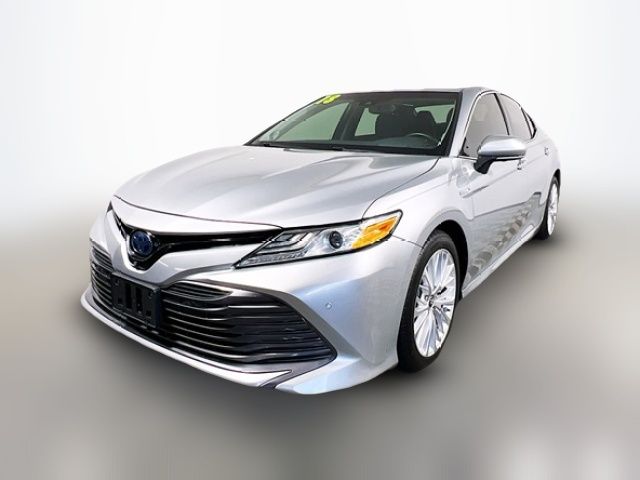 2018 Toyota Camry Hybrid LE