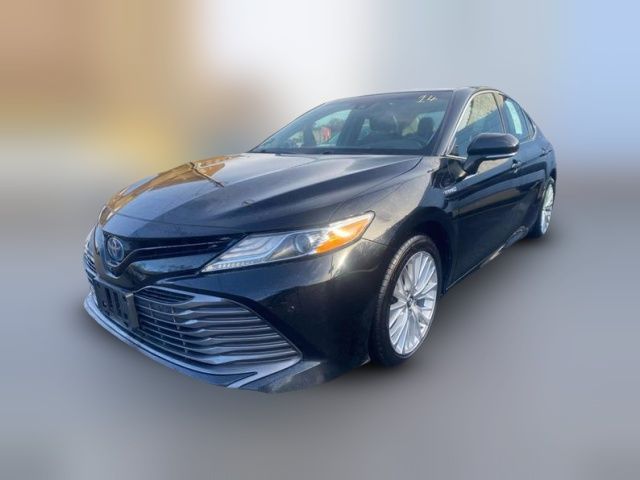 2018 Toyota Camry Hybrid XLE