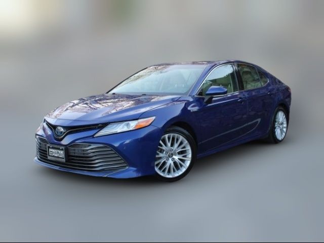 2018 Toyota Camry Hybrid XLE