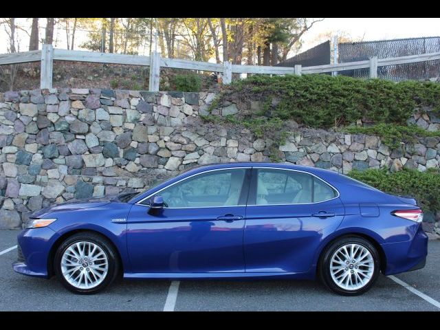 2018 Toyota Camry Hybrid XLE