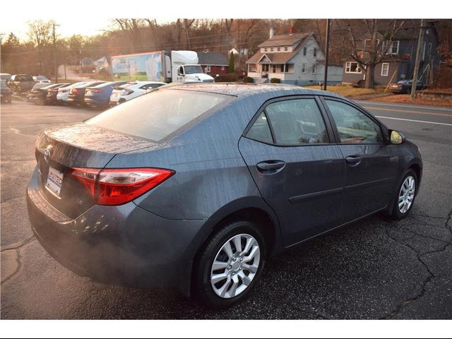 2018 Toyota Corolla LE