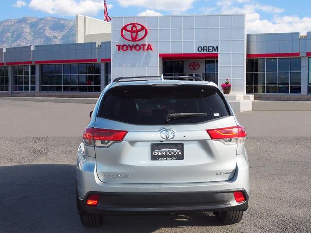 2018 Toyota Highlander LE