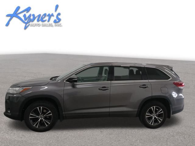 2018 Toyota Highlander LE