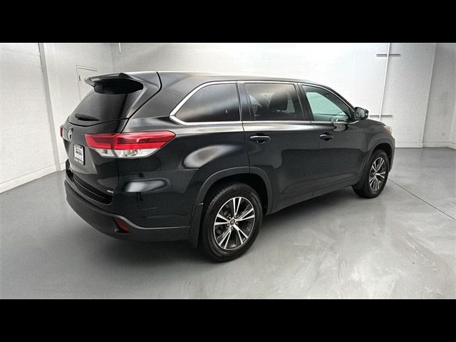 2018 Toyota Highlander LE