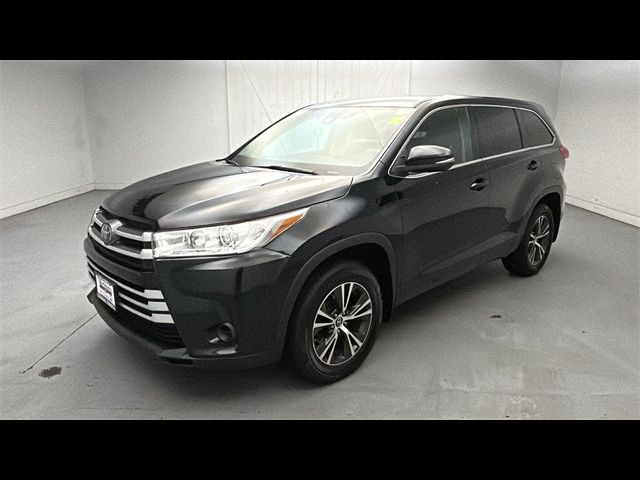 2018 Toyota Highlander LE