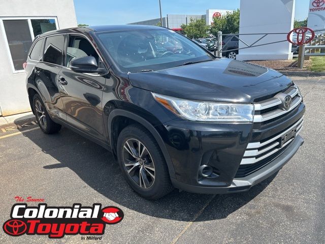 2018 Toyota Highlander LE