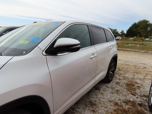 2018 Toyota Highlander 