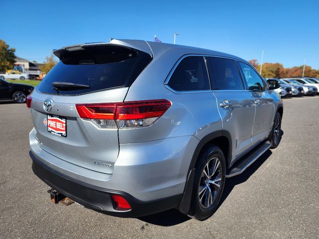 2018 Toyota Highlander LE