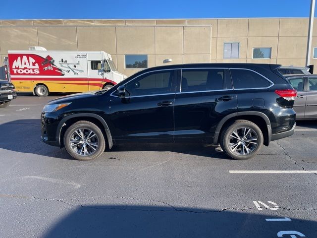 2018 Toyota Highlander LE