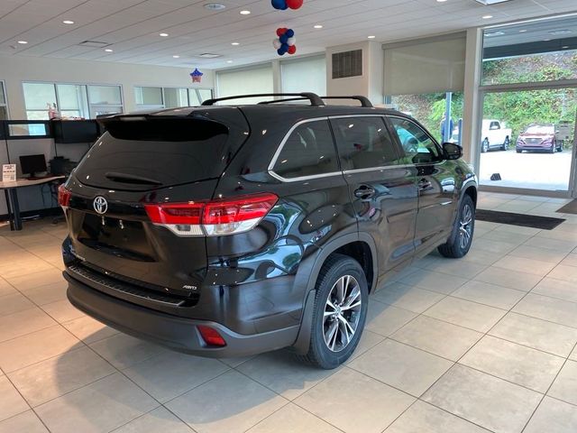 2018 Toyota Highlander LE