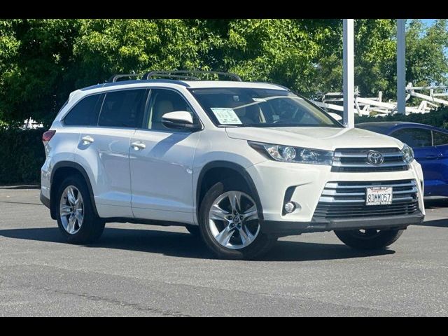 2018 Toyota Highlander 