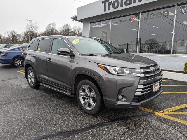 2018 Toyota Highlander 