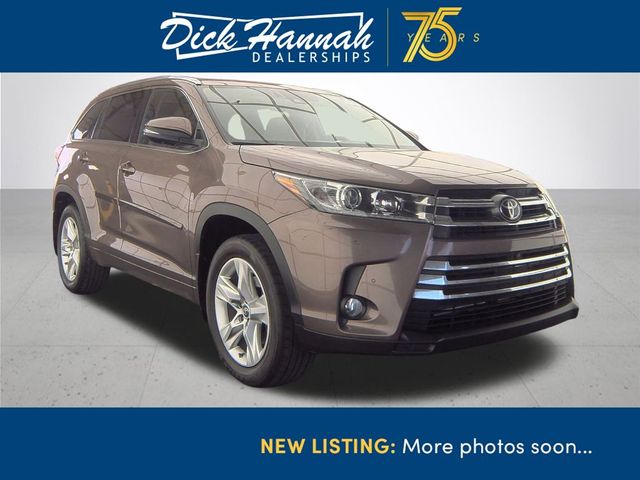 2018 Toyota Highlander Limited Platinum