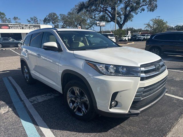 2018 Toyota Highlander Limited Platinum