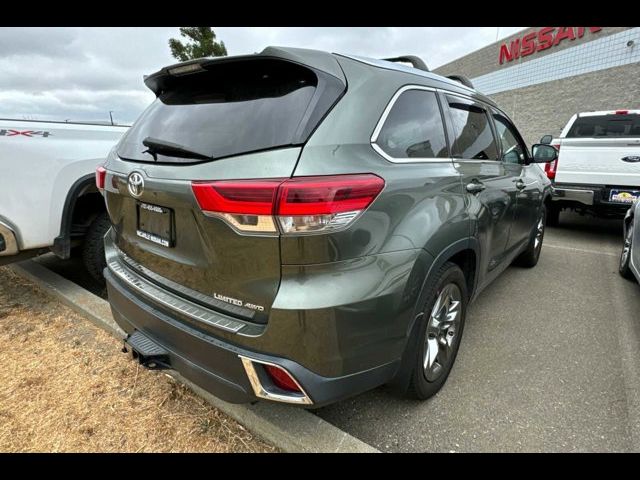 2018 Toyota Highlander 