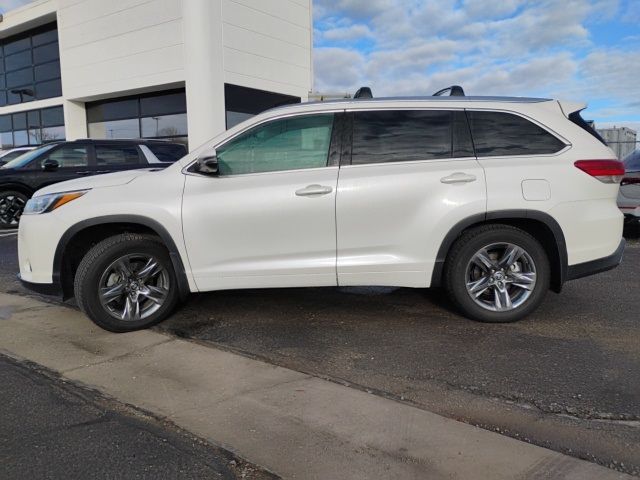 2018 Toyota Highlander 