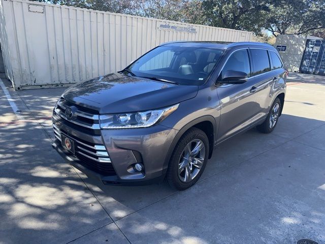 2018 Toyota Highlander 