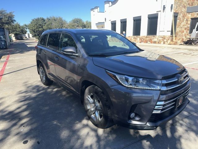 2018 Toyota Highlander 