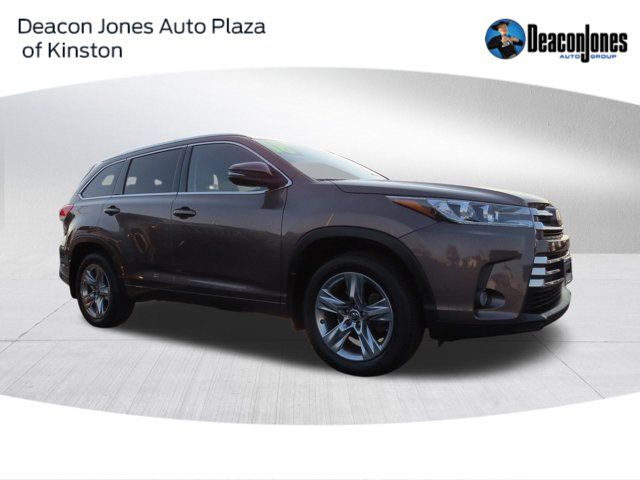 2018 Toyota Highlander 