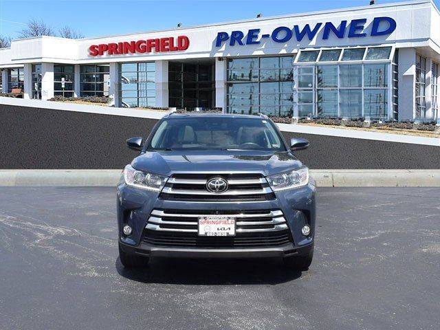 2018 Toyota Highlander 