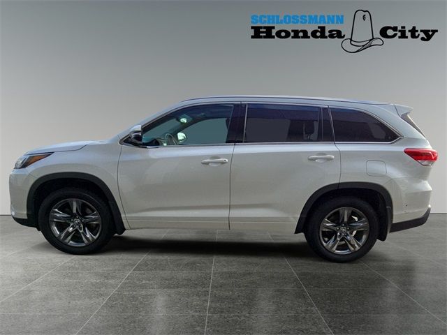 2018 Toyota Highlander 