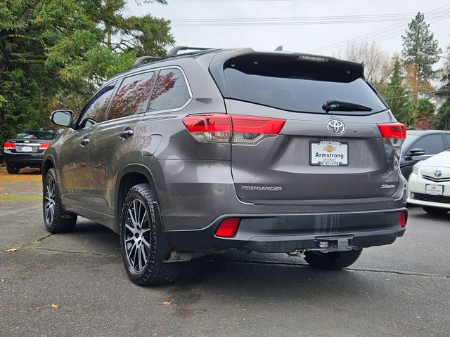 2018 Toyota Highlander SE