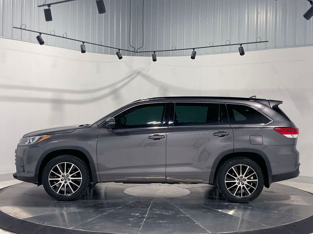 2018 Toyota Highlander 