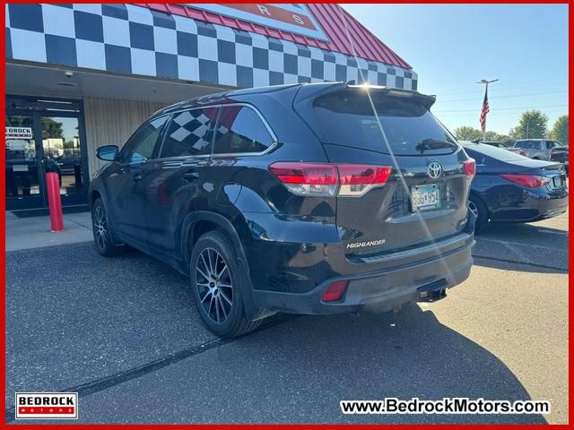 2018 Toyota Highlander 