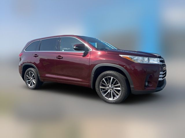 2018 Toyota Highlander SE