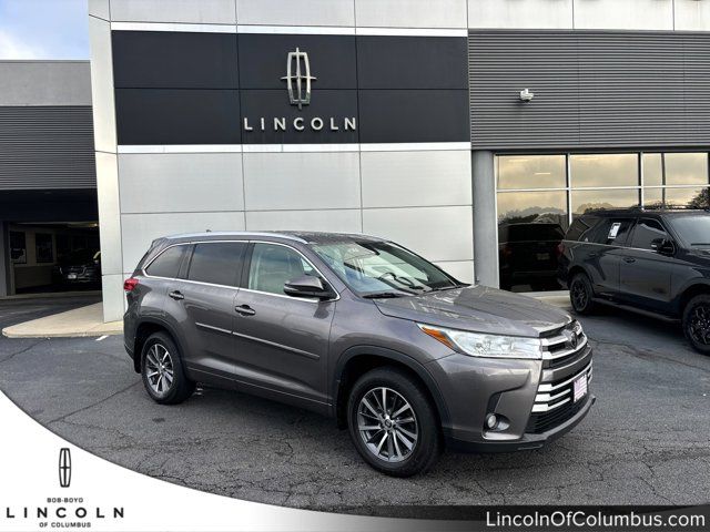 2018 Toyota Highlander 