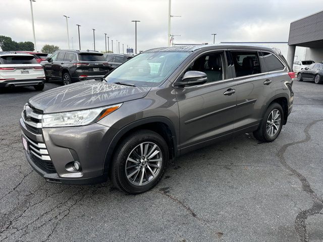 2018 Toyota Highlander 