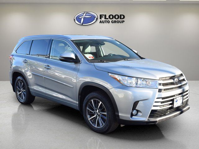 2018 Toyota Highlander 