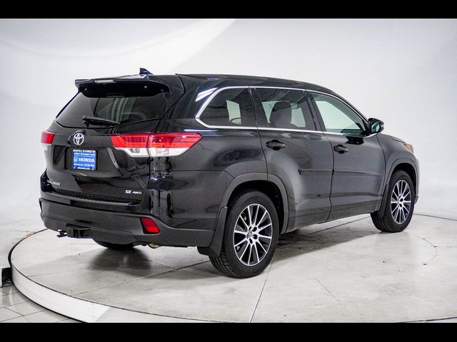 2018 Toyota Highlander SE