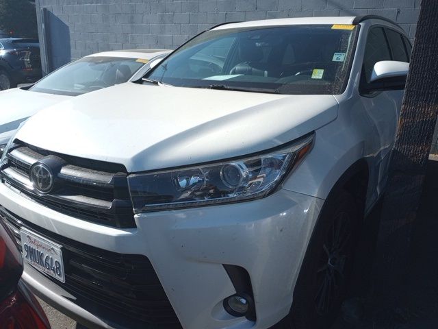 2018 Toyota Highlander SE