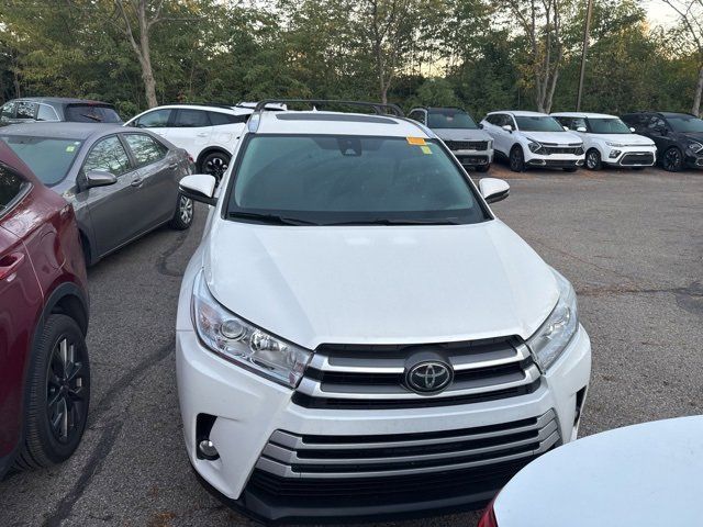 2018 Toyota Highlander 