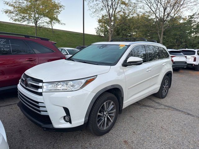 2018 Toyota Highlander 