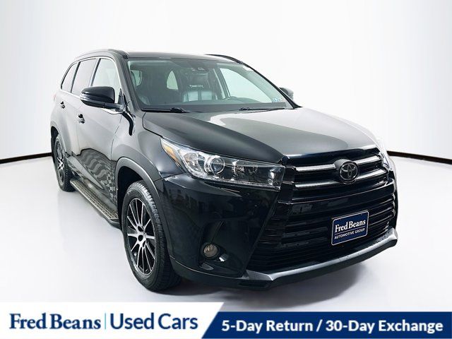 2018 Toyota Highlander SE