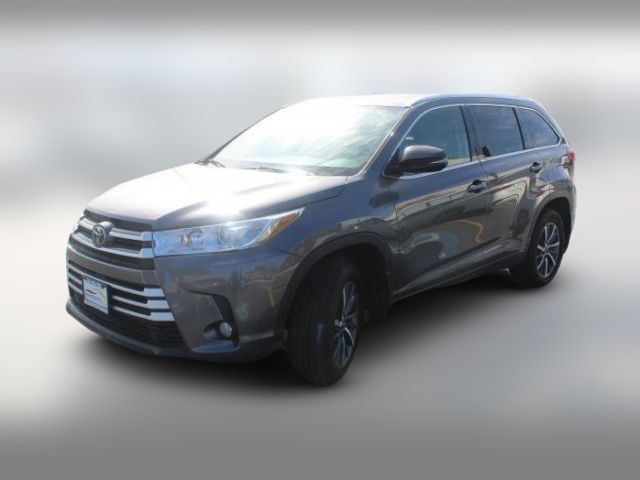 2018 Toyota Highlander 