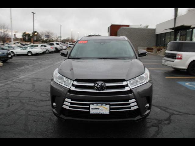 2018 Toyota Highlander 