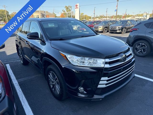 2018 Toyota Highlander SE