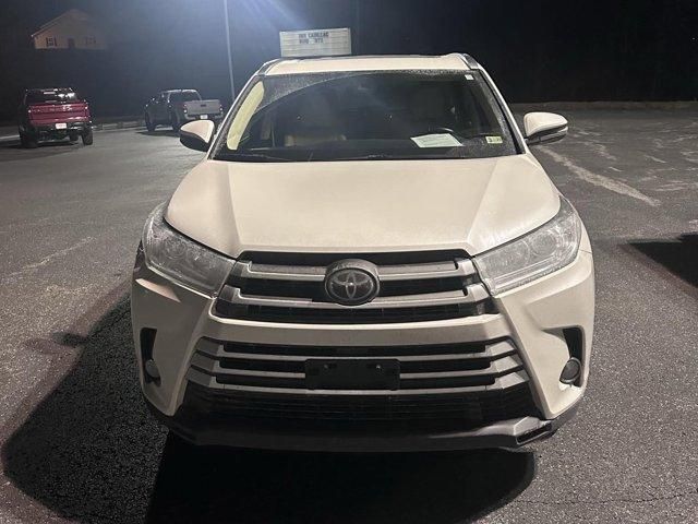 2018 Toyota Highlander 