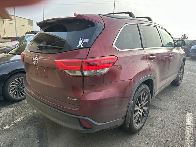 2018 Toyota Highlander SE