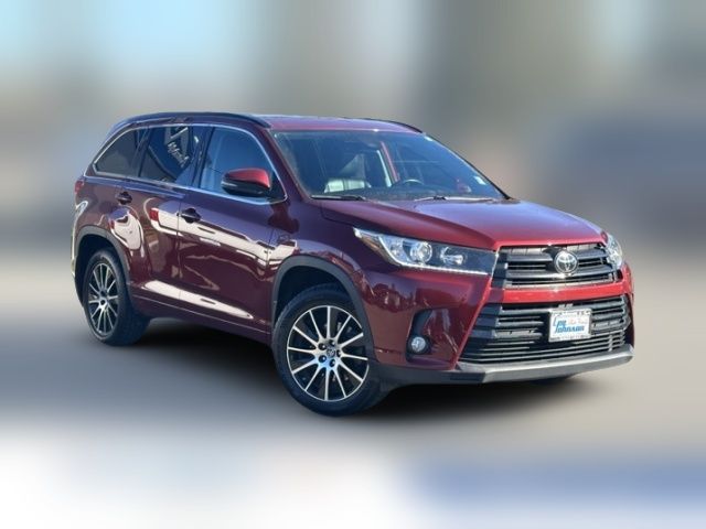 2018 Toyota Highlander SE