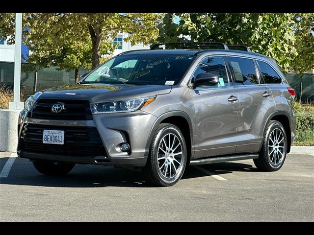 2018 Toyota Highlander SE