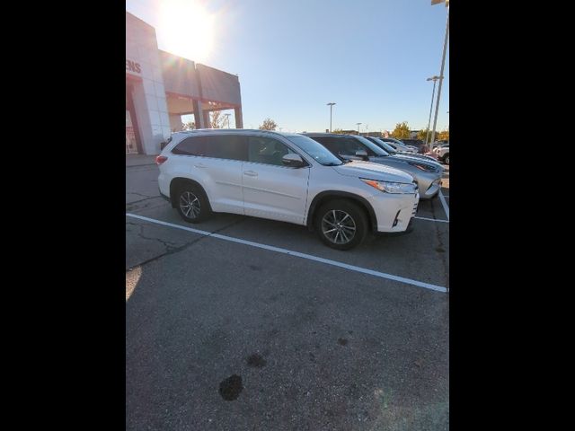 2018 Toyota Highlander 