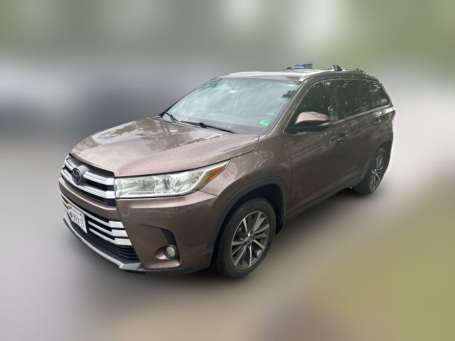 2018 Toyota Highlander 